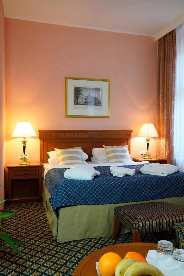 Hotel Villa Lauretta كارلوفي فاري