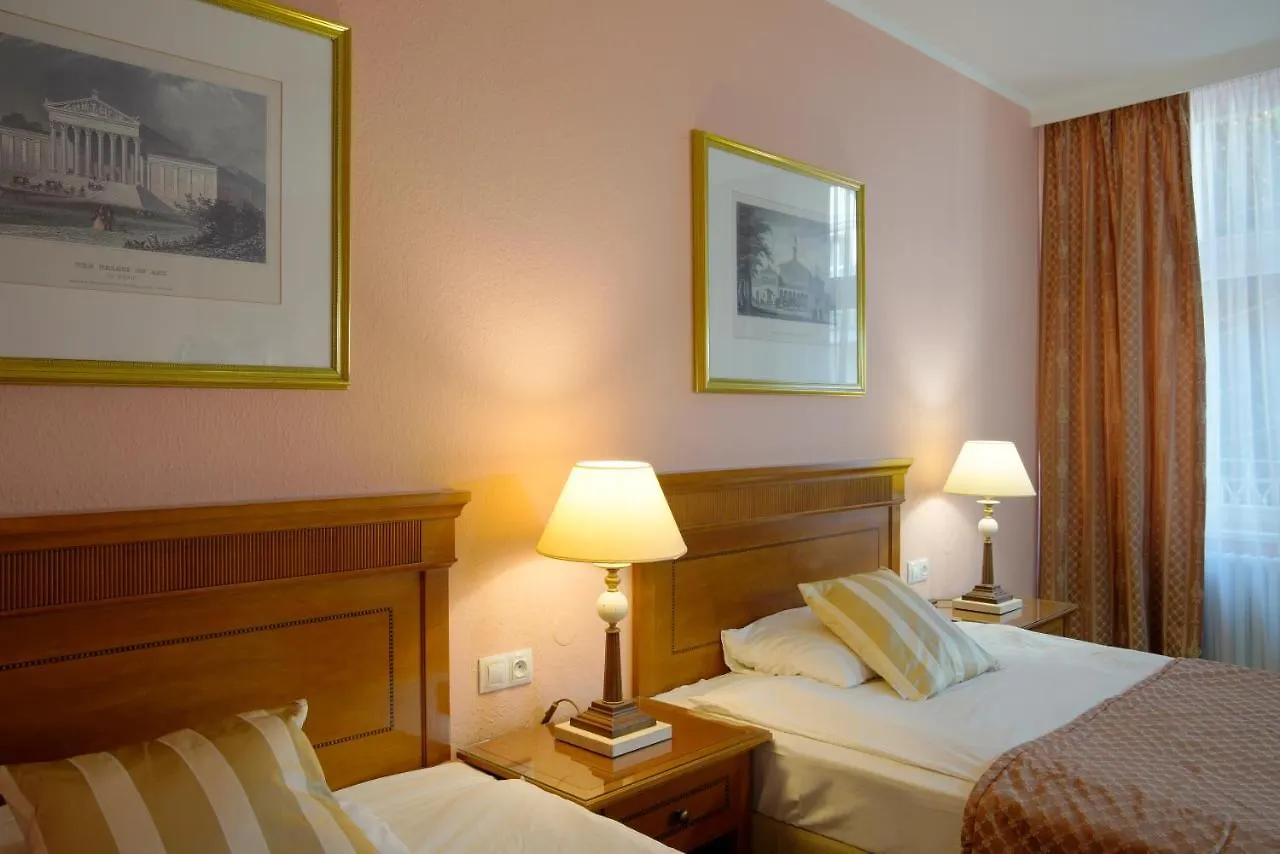 Hotel Villa Lauretta كارلوفي فاري