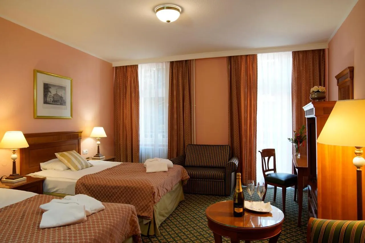Hotel Villa Lauretta كارلوفي فاري