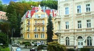 Hotel Villa Lauretta كارلوفي فاري