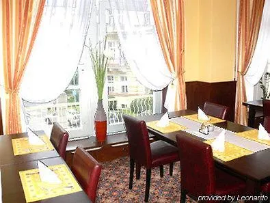 Hotel Villa Lauretta كارلوفي فاري 4*,  جمهورية التشيك